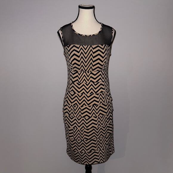 En focus Black & Beige Chevron Sleeveless Stretchy Knit Dress women’s size 8 - Picture 1 of 6